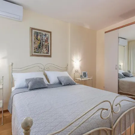 Seka Semesterbostad Poreč